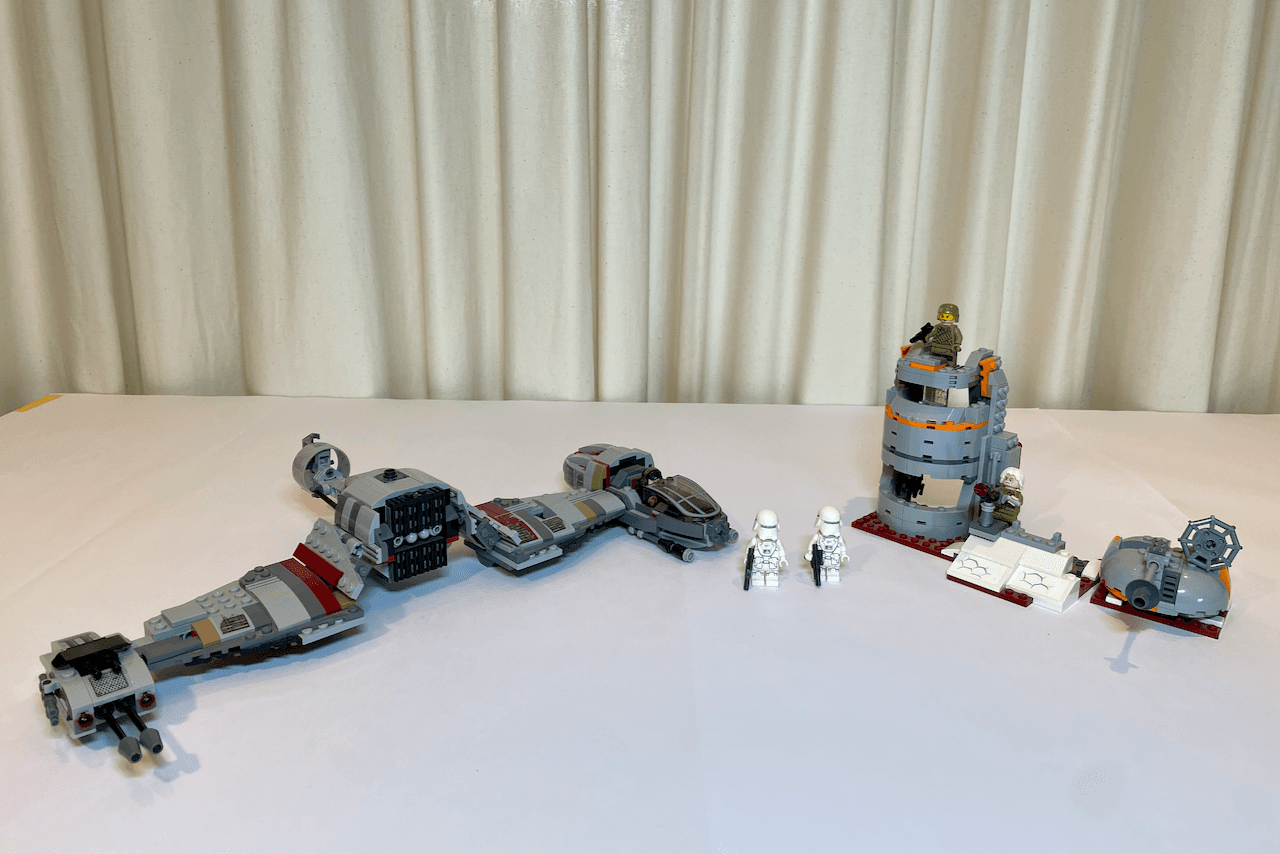 Lego set 75202: Defense of Crait